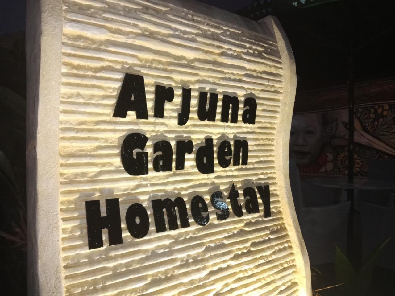Arjuna Garden Homestay Yogyakarta Exterior photo
