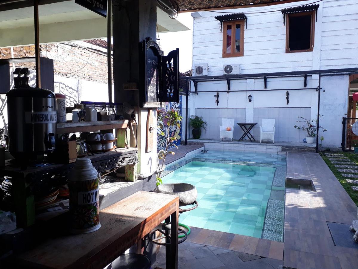 Arjuna Garden Homestay Yogyakarta Exterior photo