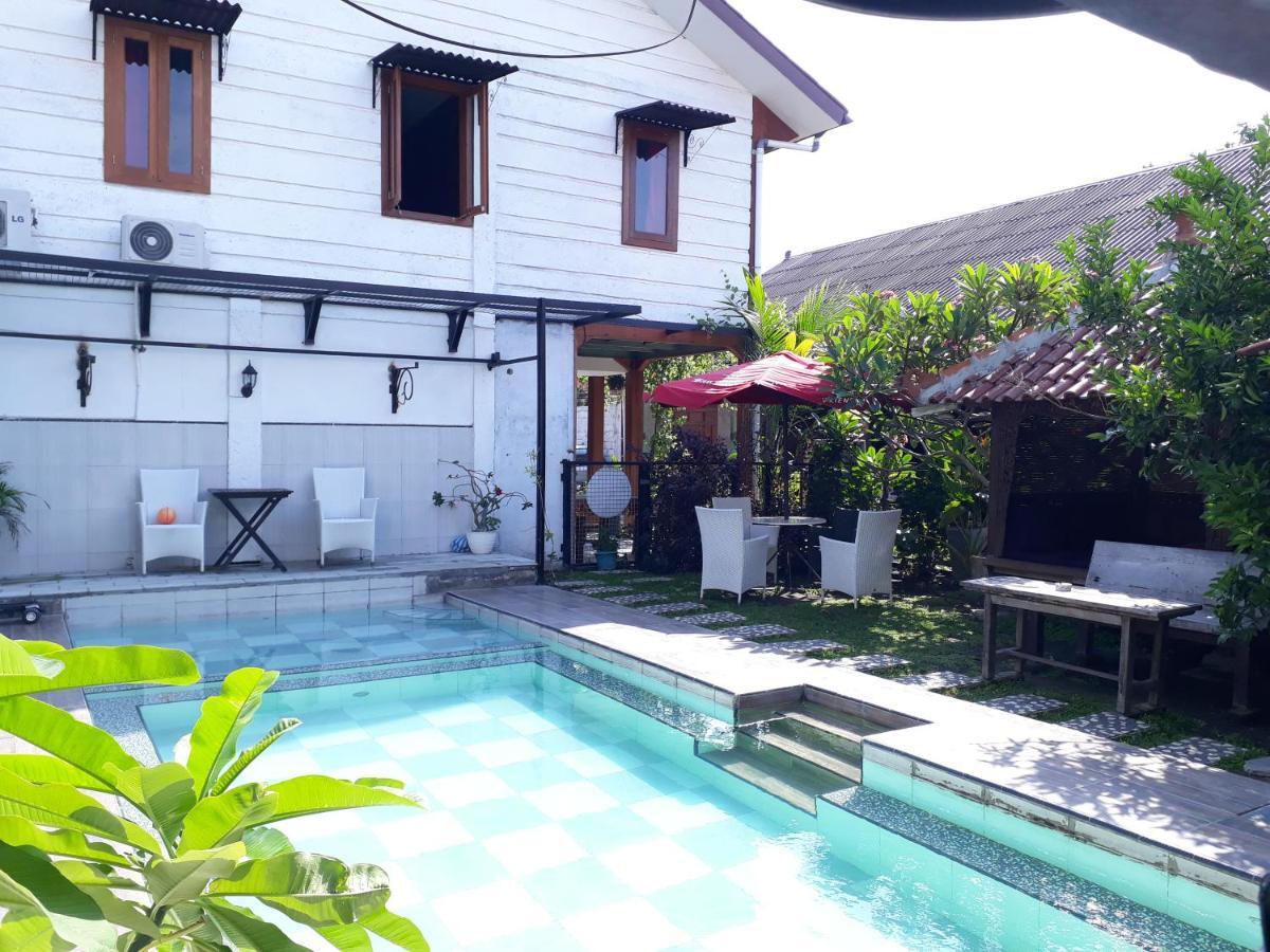 Arjuna Garden Homestay Yogyakarta Exterior photo